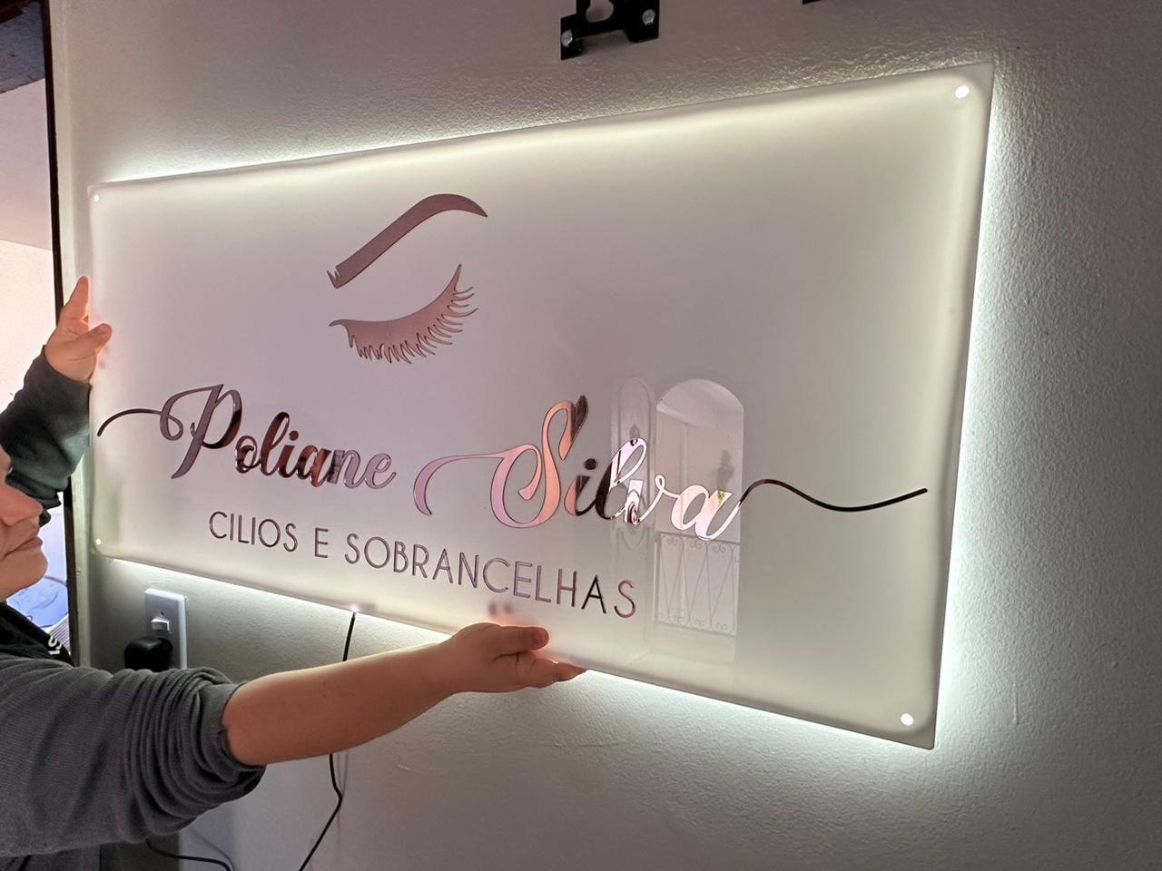 Placa Neon Led 100x50cm em Acrílico - Letreiro Personalizado - Compre ...